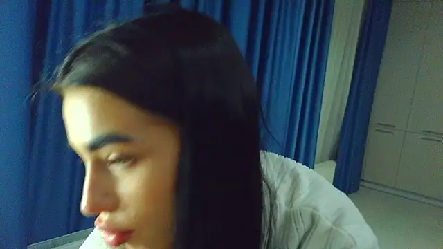 Vlada Elfie online show from 03/08/26, 05:38