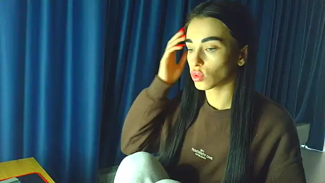 Vlada Elfie online show from 02/15/26, 12:37