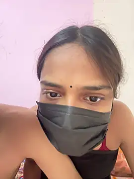 Snapshot of cupid_heart00 chatting on 01/18/26, 08:07 cupid heart00 online show from 01/18/26, 08:07