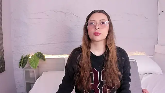 lanna 18  online show from 03/23/26, 01:22