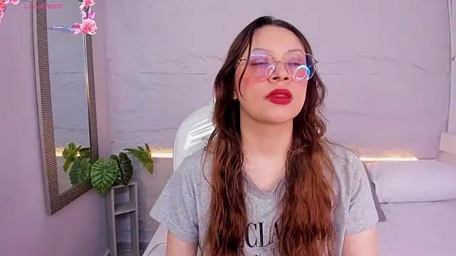 Snapshot of lanna_18_ chatting on 05/12/26, 11:49 lanna 18 online show from 05/12/26, 11:49