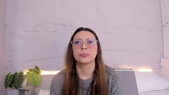 lanna 18  online show from 03/21/26, 11:36