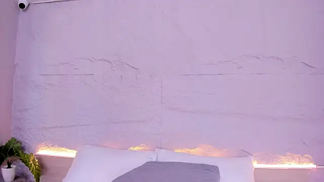 lanna 18  online show from 01/08/26, 12:00