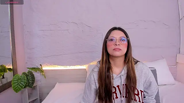 Snapshot of lanna_18_ chatting on 02/20/26, 11:34 lanna 18 online show from 02/20/26, 11:34