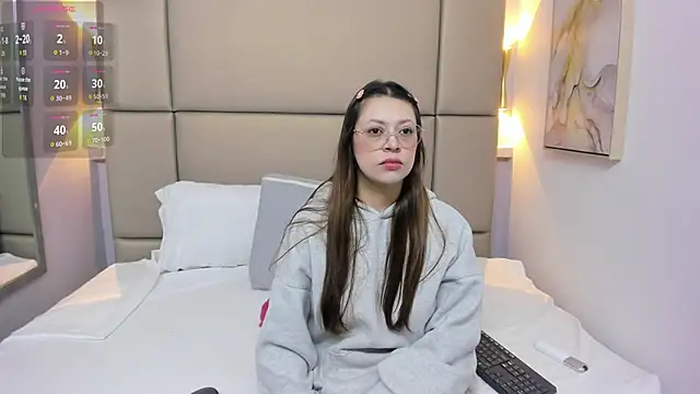 Snapshot of lanna_18_ chatting on 02/13/26, 11:54 lanna 18 online show from 02/13/26, 11:54