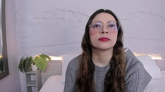 lanna 18  online show from 03/27/26, 11:33