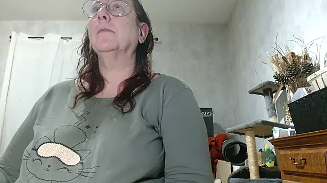 xmyriamx online show from 01/10/26, 09:10