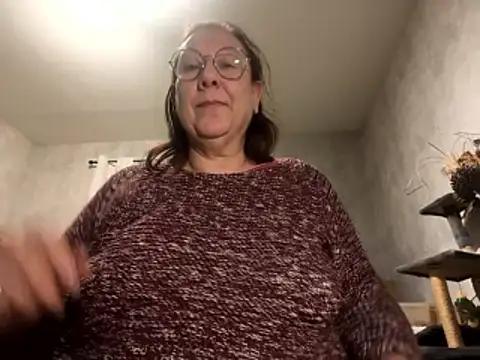 xmyriamx online show from 01/07/26, 08:47