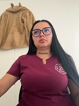 Mia  Bloom online show from 01/08/26, 02:45