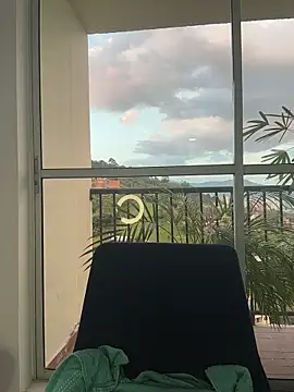 alesziarose  online show from 03/15/26, 11:12