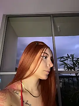 alesziarose  online show from 03/19/26, 11:27