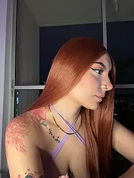 alesziarose  online show from 03/04/26, 11:45