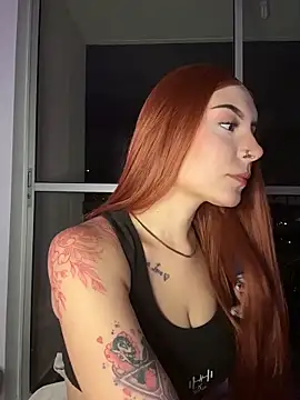 alesziarose  online show from 03/25/26, 11:58