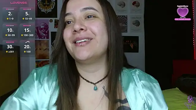 Snapshot of Nova-Satela chatting on 05/25/26, 12:37 Nova-Satela online show from 05/25/26, 12:37