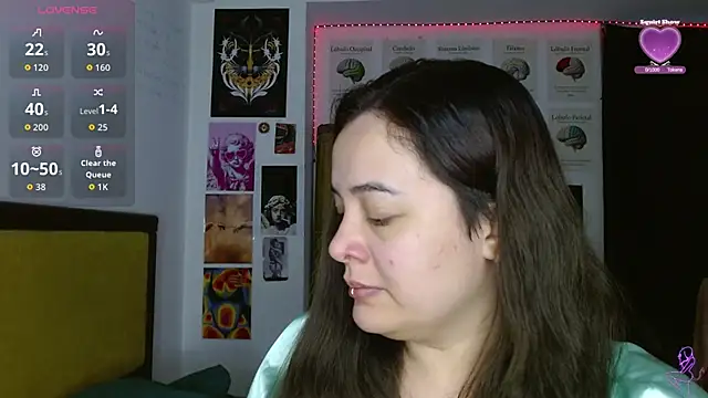 Snapshot of Nova-Satela chatting on 05/11/26, 12:28 Nova-Satela online show from 05/11/26, 12:28
