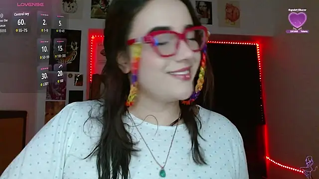 Snapshot of Nova-Satela chatting on 04/23/26, 03:13 Nova-Satela online show from 04/23/26, 03:13