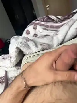 Azginbiri34 online show from 04/23/26, 11:16