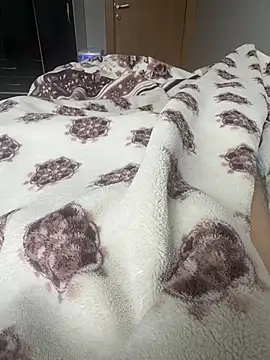 Azginbiri34 online show from 04/18/26, 12:29