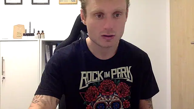 Fitlover1994 online show from 01/08/26, 02:56