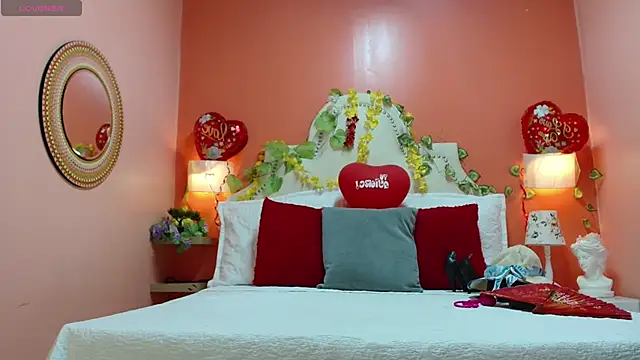 Dalila Najjar  online show from 02/25/26, 02:50