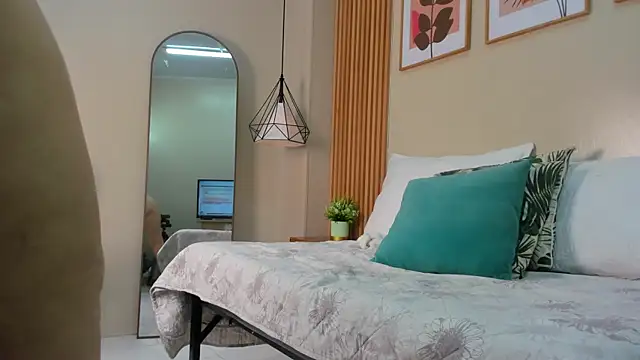 Snapshot of Dalila_Najjar_ chatting on 01/13/26, 02:21 Dalila Najjar online show from 01/13/26, 02:21