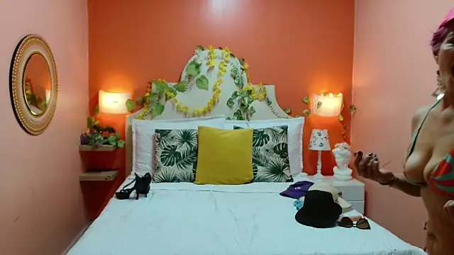 Dalila Najjar  online show from 02/07/26, 02:36