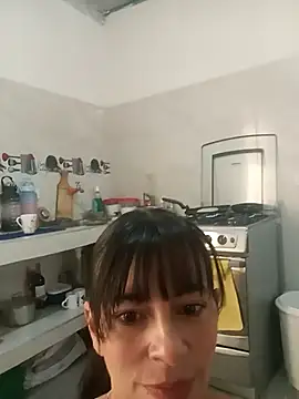 ilairahot online show from 02/06/26, 02:46