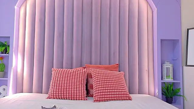 AmberStonne   online show from 04/06/26, 01:45