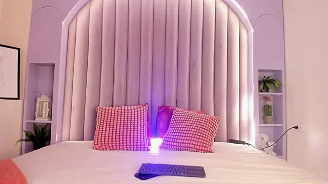 AmberStonne   online show from 03/17/26, 02:58