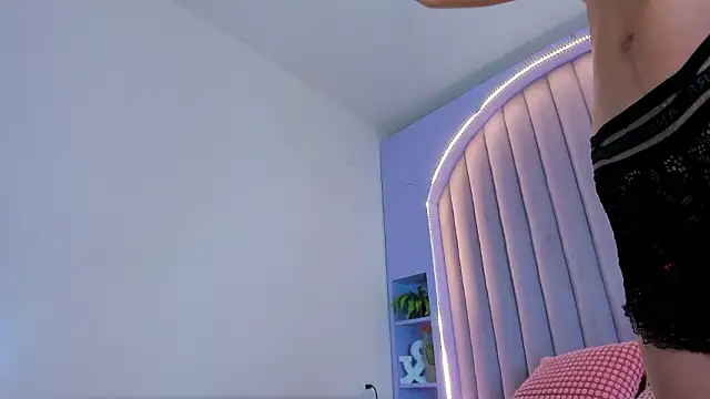 AmberStonne   online show from 02/20/26, 06:26