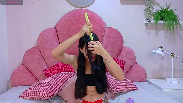 AmberStonne   online show from 04/09/26, 02:57