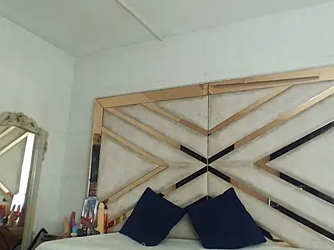 LunaFever69 online show from 04/26/26, 03:37
