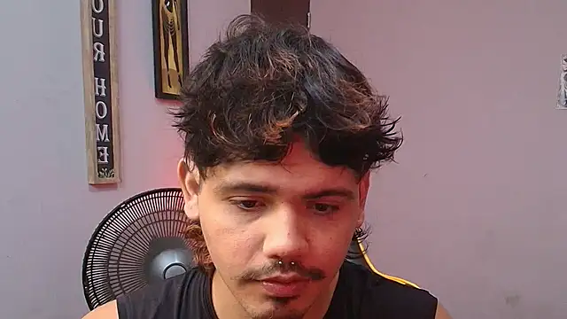 Snapshot of cum_park1 chatting on 04/15/26, 12:16 cum park1 online show from 04/15/26, 12:16