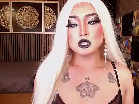 SeductiveJilianTS online show from 04/12/26, 06:22