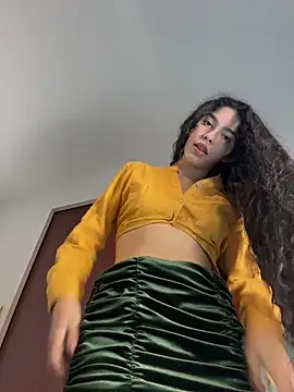 dani bela online show from 05/13/26, 10:39