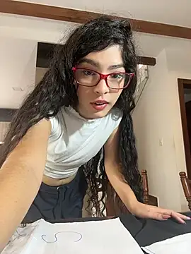 dani bela online show from 05/01/26, 08:36