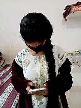 Snapshot of Sarita-school chatting on 01/08/26, 06:41 Sarita-school online show from 01/08/26, 06:41