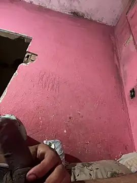 Snapshot of luisaikxbh chatting on 03/04/26, 04:09 luisaikxbh online show from 03/04/26, 04:09