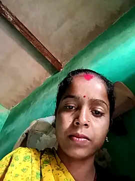 Snapshot of Alisha_beby143 chatting on 01/11/26, 06:53 Alisha beby143 online show from 01/11/26, 06:53