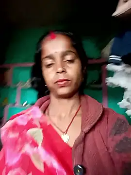 Snapshot of Alisha_beby143 chatting on 01/08/26, 07:47 Alisha beby143 online show from 01/08/26, 07:47