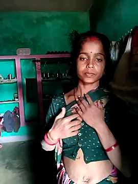 Snapshot of Alisha_beby143 chatting on 01/09/26, 09:38 Alisha beby143 online show from 01/09/26, 09:38