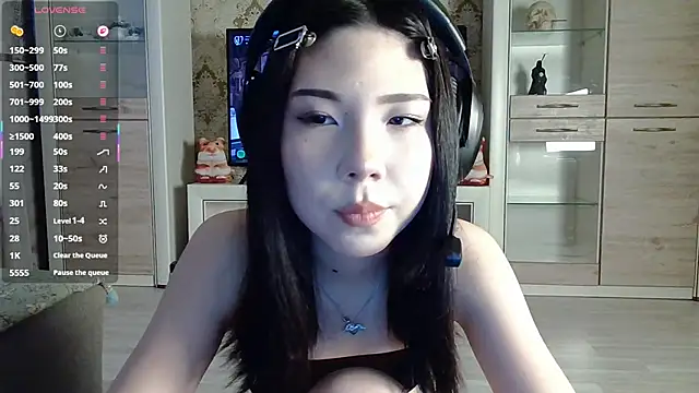 AprilOnilll online show from 02/20/26, 12:07