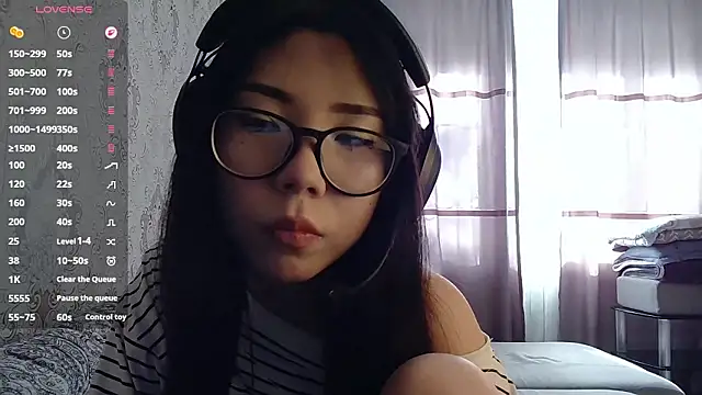 AprilOnilll online show from 03/16/26, 04:09