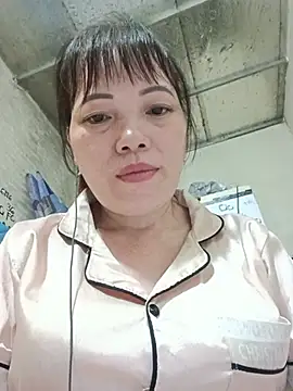 Snapshot of Sana-vn chatting on 06/21/26, 08:03 Sana-vn online show from 06/21/26, 08:03