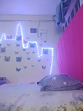 smily sophia online show from 04/19/26, 01:34