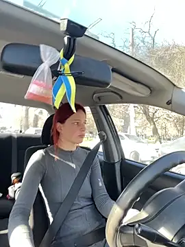 Lily Viola online show from 03/10/26, 06:50