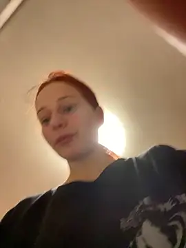 Lily Viola online show from 03/04/26, 06:59