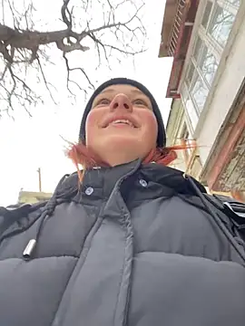 Lily Viola online show from 02/04/26, 08:20