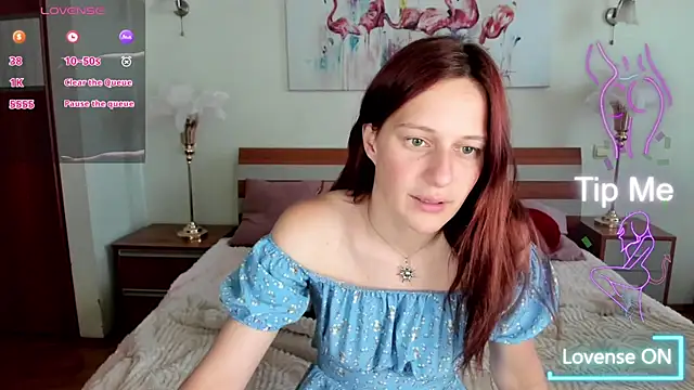 Lily Viola online show from 05/26/26, 07:39