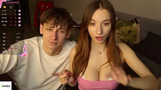 Snapshot of Candyy_Molly chatting on 03/04/26, 03:36 Candyy Molly online show from 03/04/26, 03:36